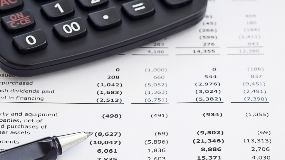 How Parents Can Help Their Kids Establish Strong Financial Habits